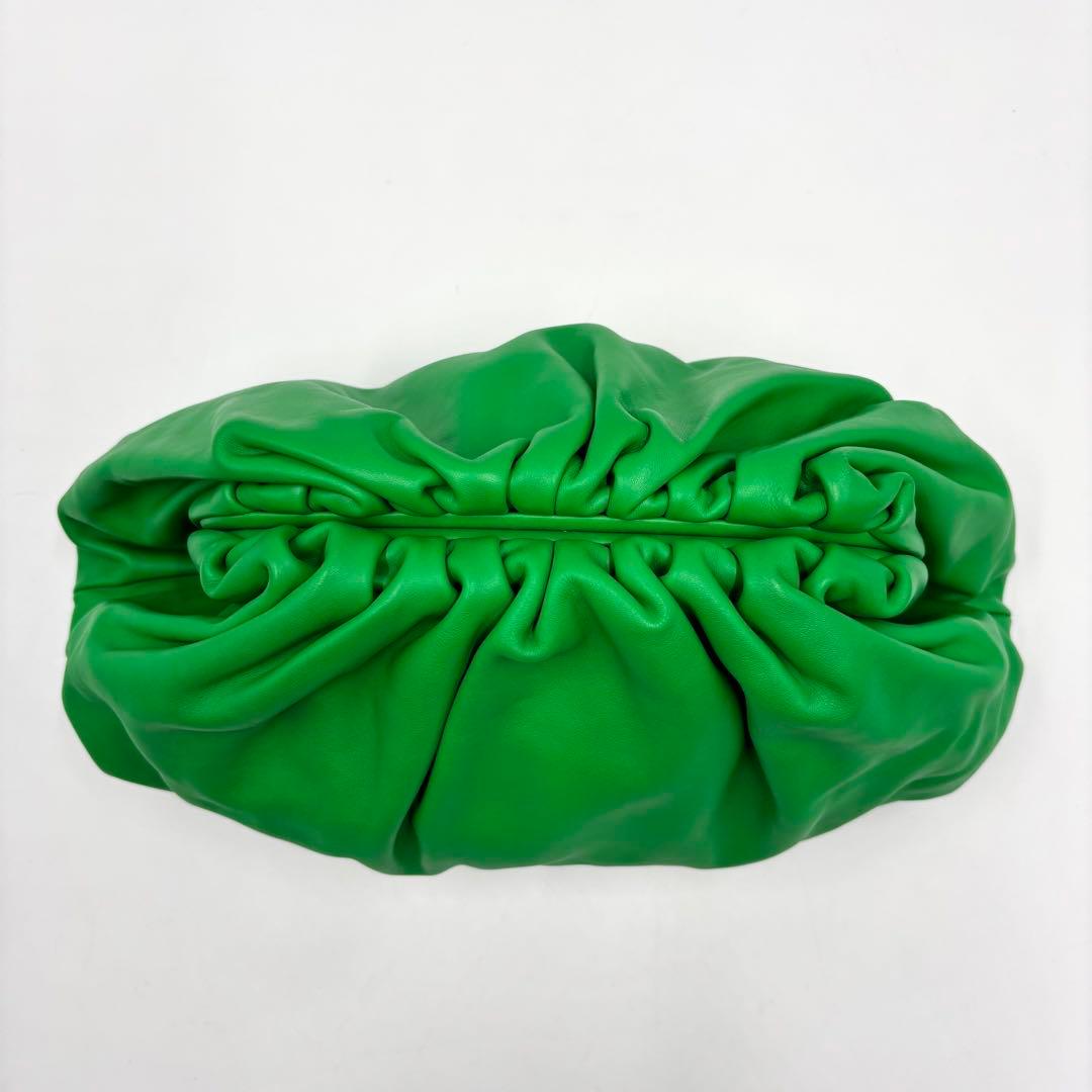 【未使用に近い】 BOTTEGA VENETA THE POUCH ザポーチ