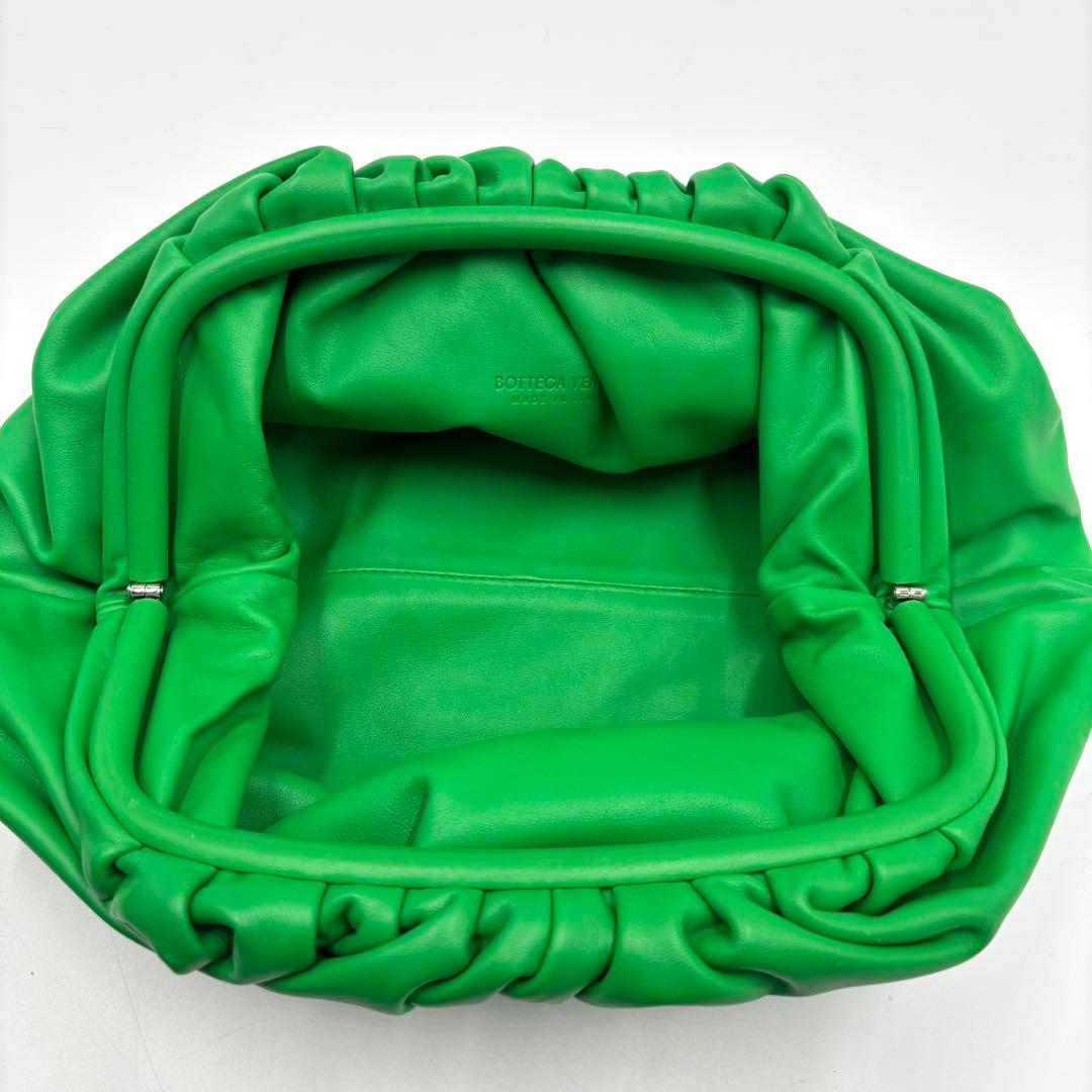 【未使用に近い】 BOTTEGA VENETA THE POUCH ザポーチ