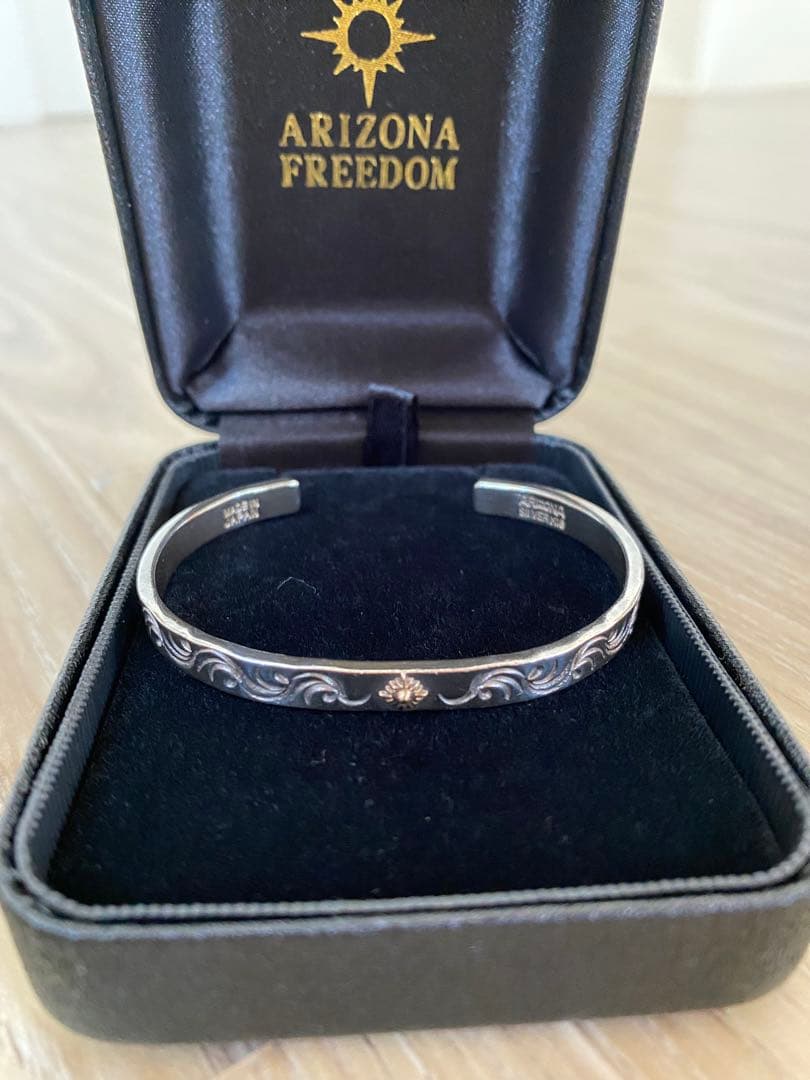 ARIZONA FREEDOM シルバーバングル