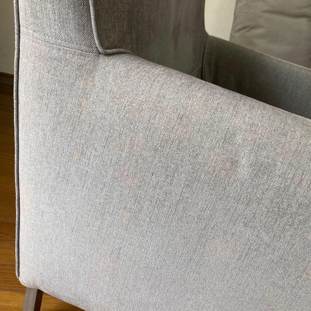 eilersenグレーのファブリックアームチェア