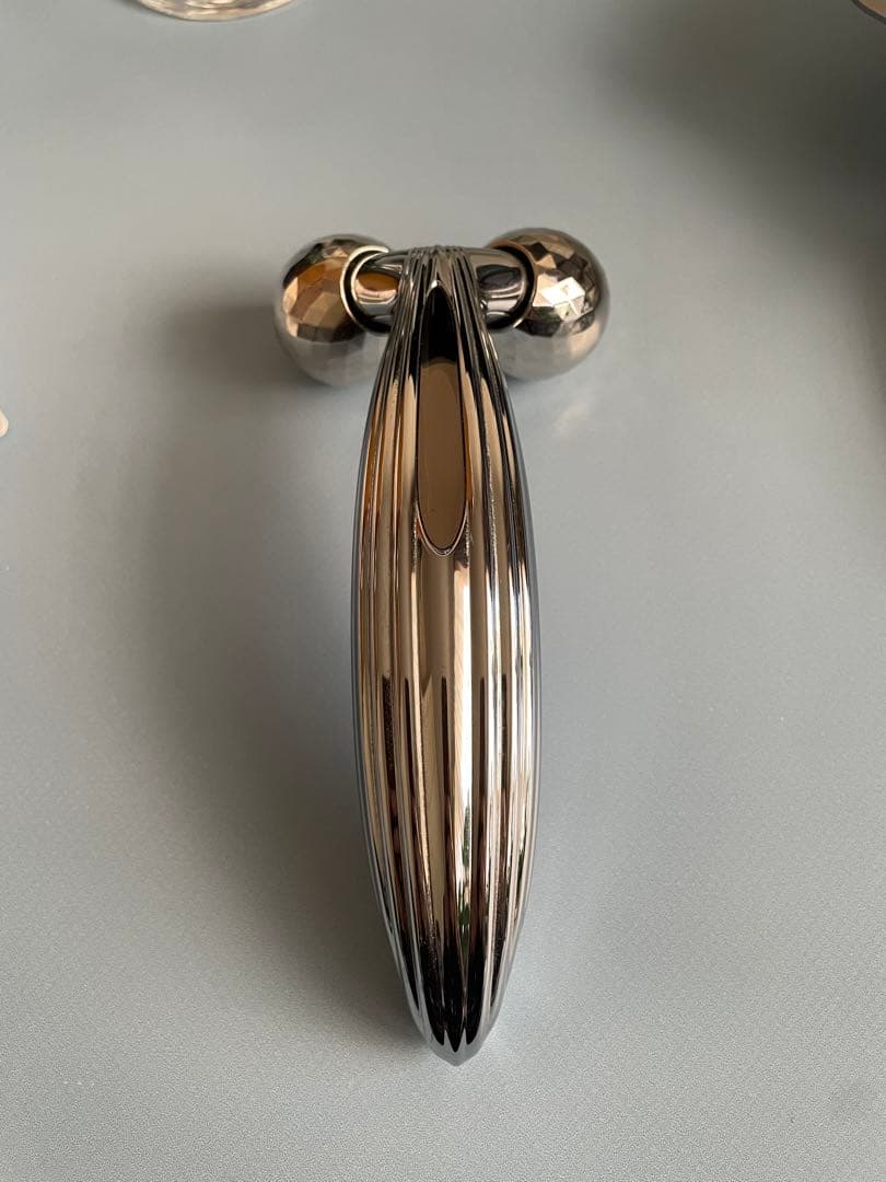 リファ カラット レイ フェイス　プラチナ電子ローラー RF-RF2121B