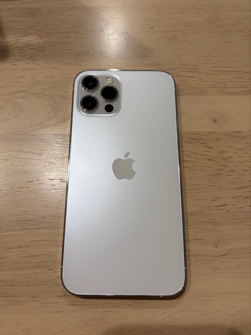Apple iPhone 12 Pro 128gbシルバー 本体 SIMフリー