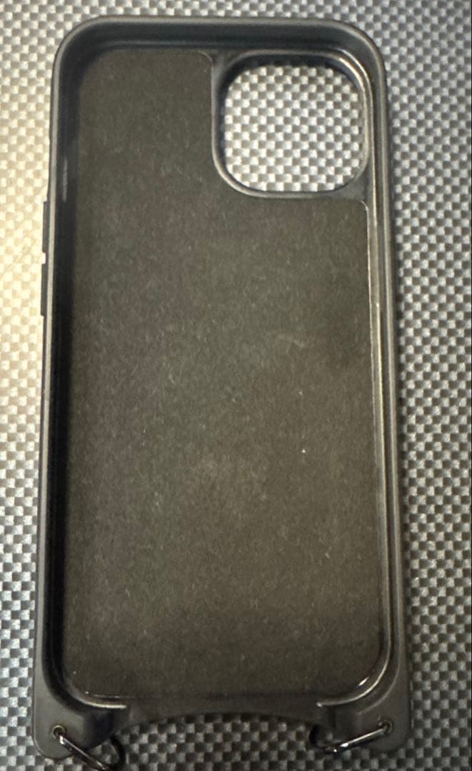 BANDOLIER iPhone15ケース