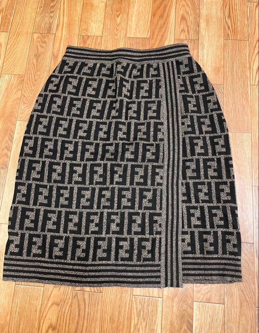 FENDI タイトスカート ブラック ゴールド ズッカ柄