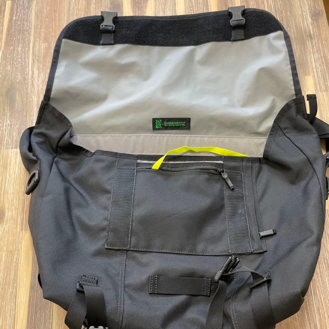 TIMBUK2 ブラック メッセンジャーバッグ