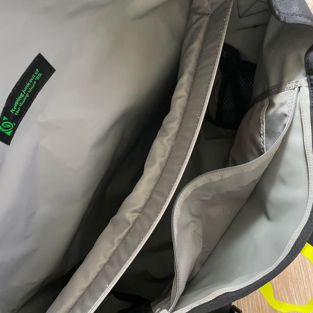 TIMBUK2 ブラック メッセンジャーバッグ