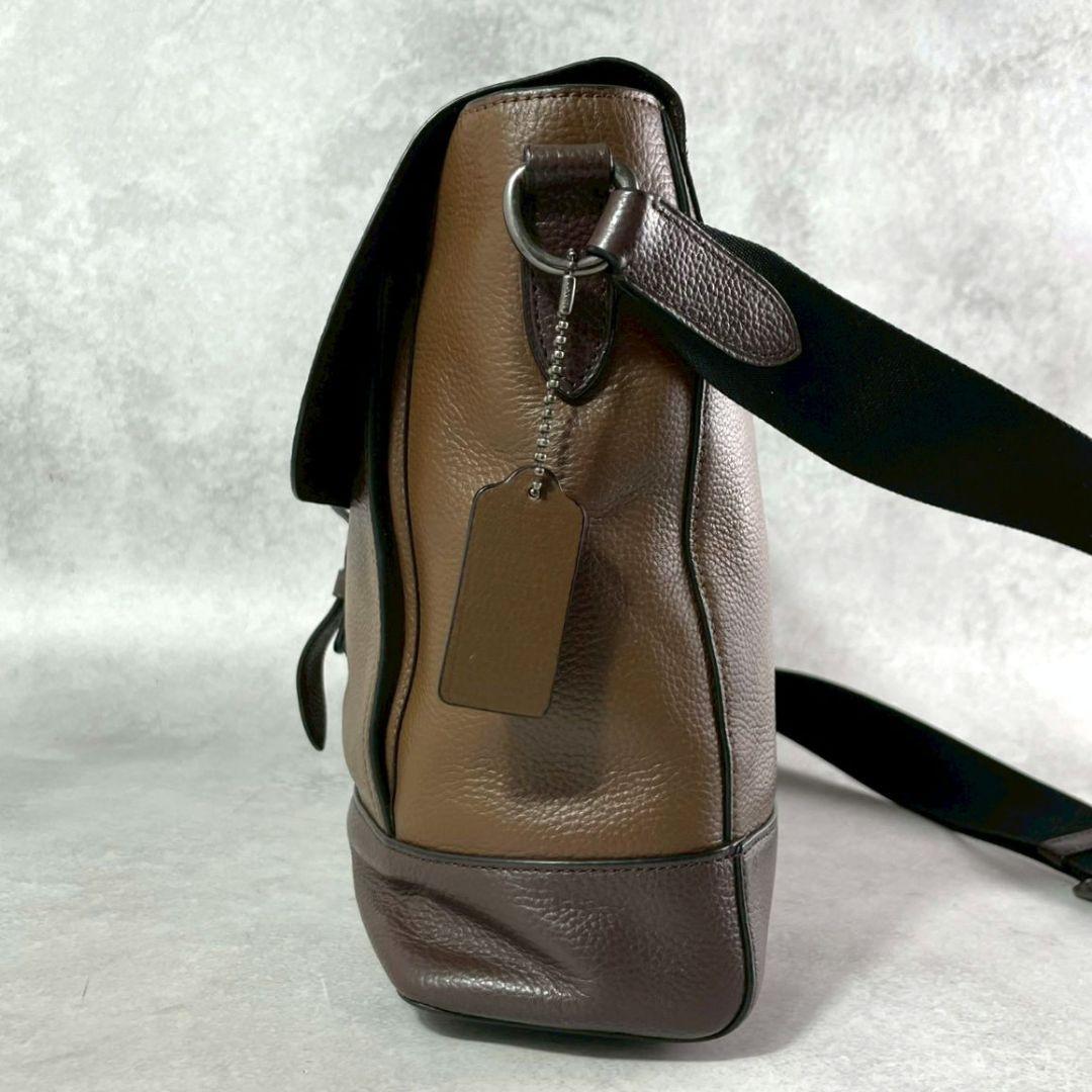 極美品 コーチ ハドソン メッセンジャーバッグ ビジネス A4可 レザー 茶