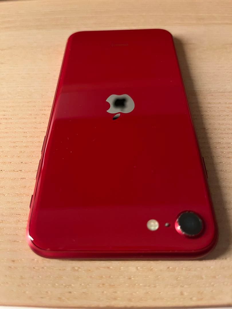 た*か様 iPhone se3 64GB SIMフリー RED ケース付き