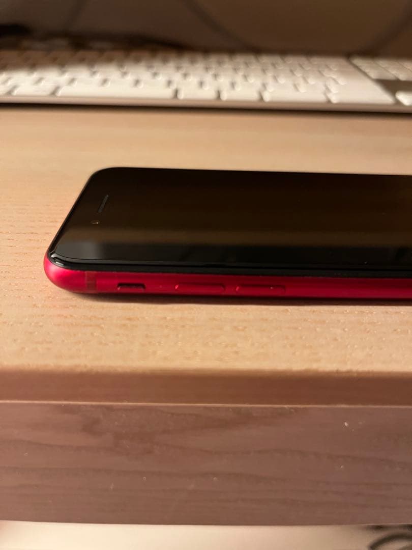 た*か様 iPhone se3 64GB SIMフリー RED ケース付き