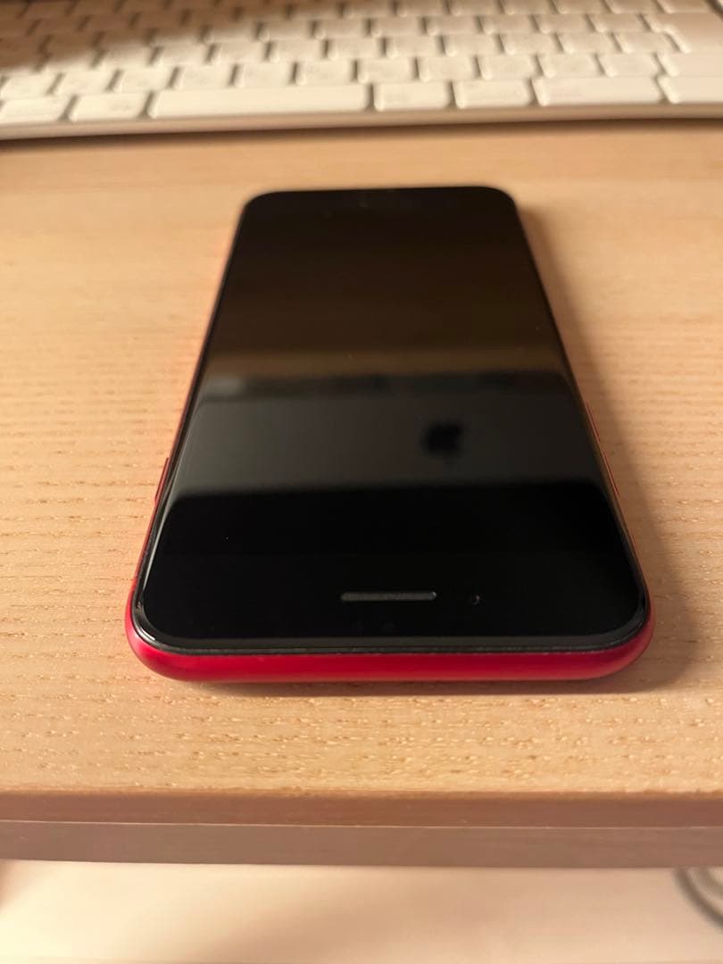 た*か様 iPhone se3 64GB SIMフリー RED ケース付き