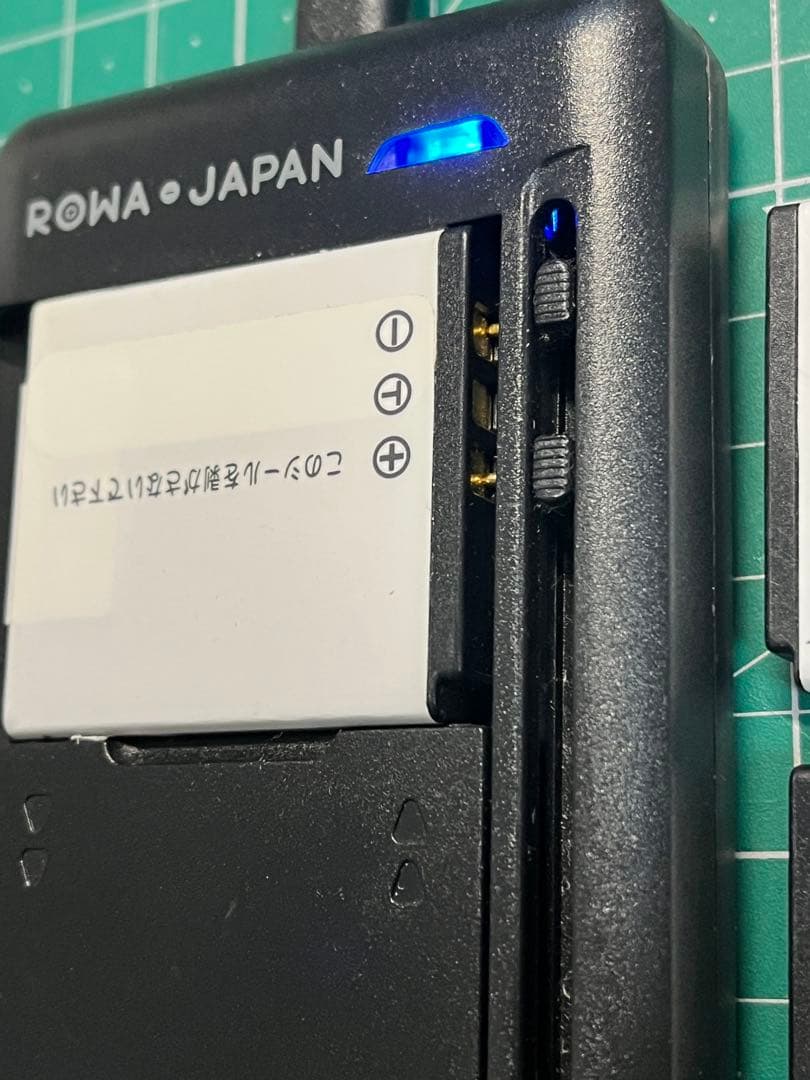 FUJIFILM X20(本体、充電器、バッテリー3個つき、その他)