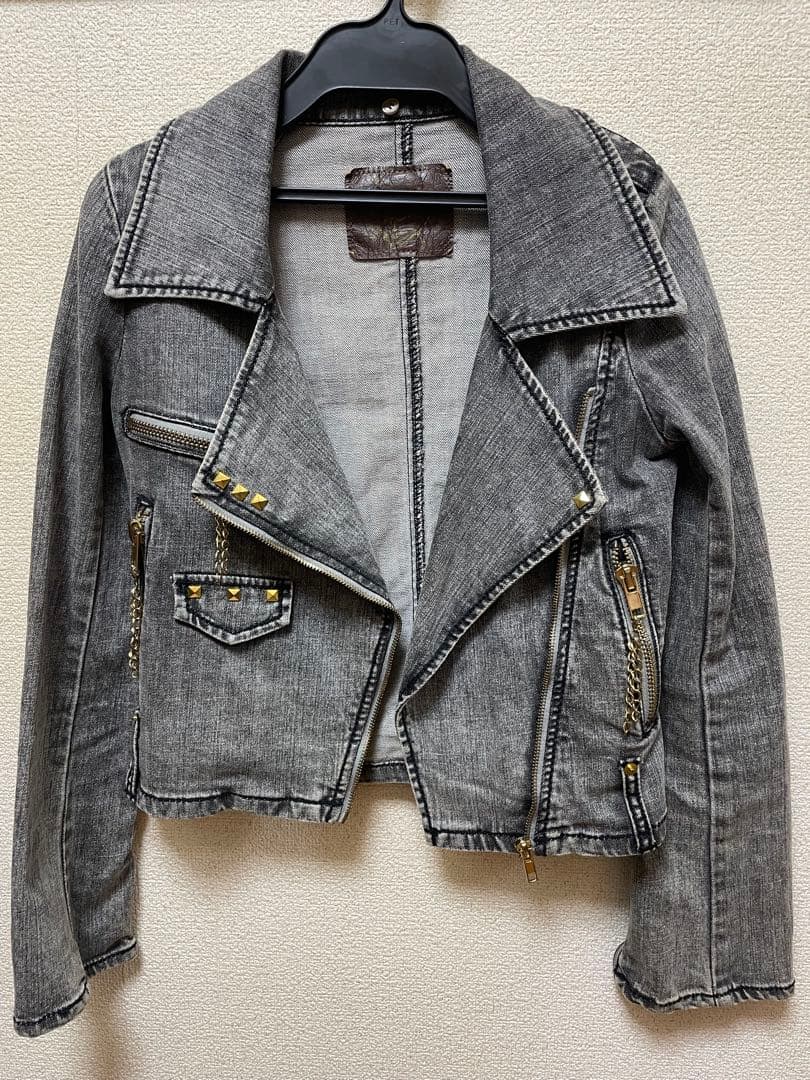 d.i.a. デニムジャケット