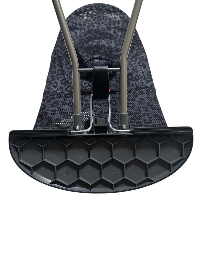 R.　ベビービョルン　バウンサー　ブリスエアー　アンスラサイト