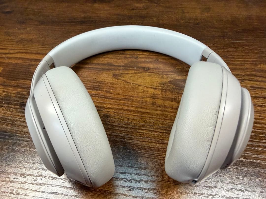 Beats Studio Pro サンドストーン - ワイヤレスヘッドフォン