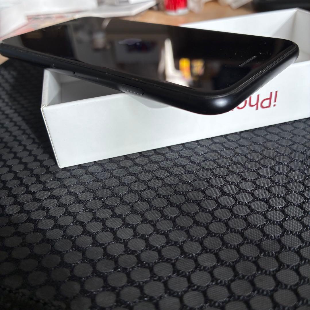 iPhone SE 第二世代 128GB SIMフリー