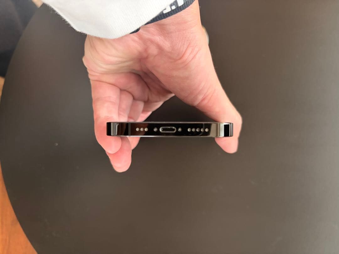 極美品iPhone14Pro256GBスペースブラックSIMフリー