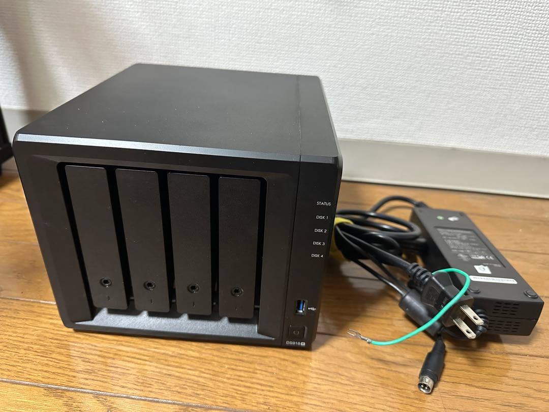外付けハードディスク・ドライブ Synology DS918+ NAS