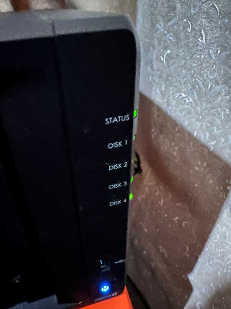 外付けハードディスク・ドライブ Synology DS918+ NAS