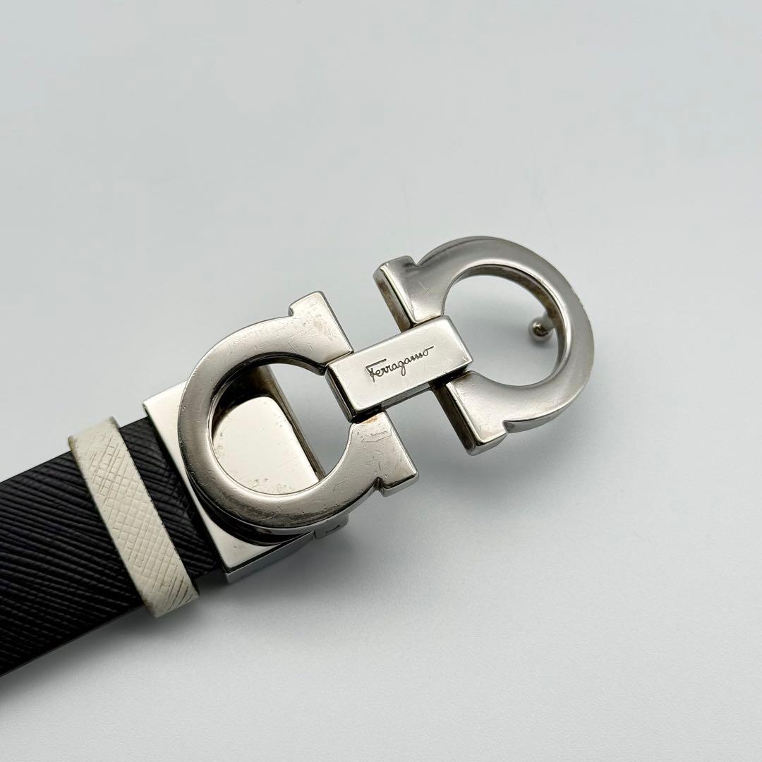 ✨良品・箱付✨フェラガモ ベルト リバーシブル ダブルガンチーニ シルバー金具