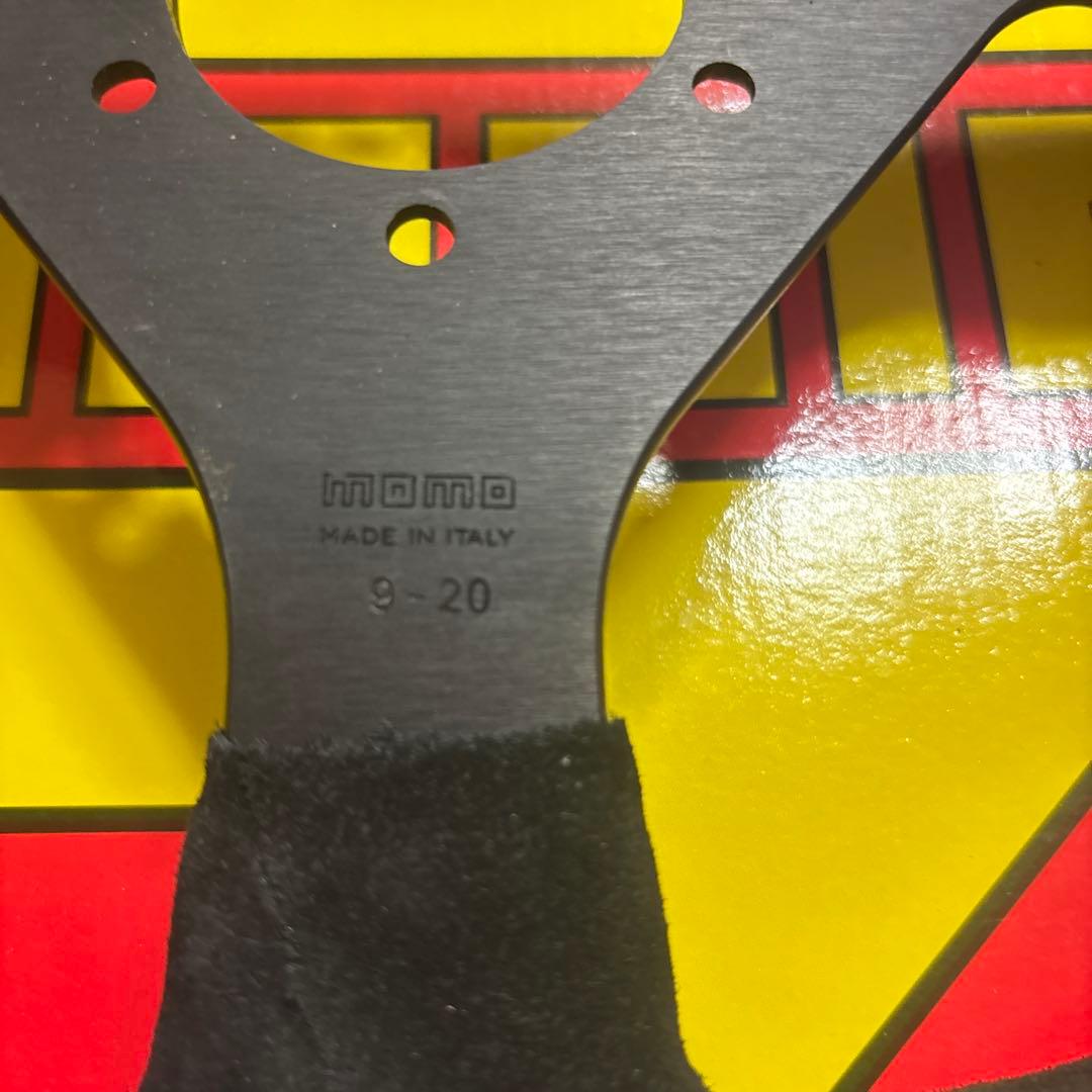 momo momoステアリング　モデル88 Ｍ－６６　ブラックスエード　未使用