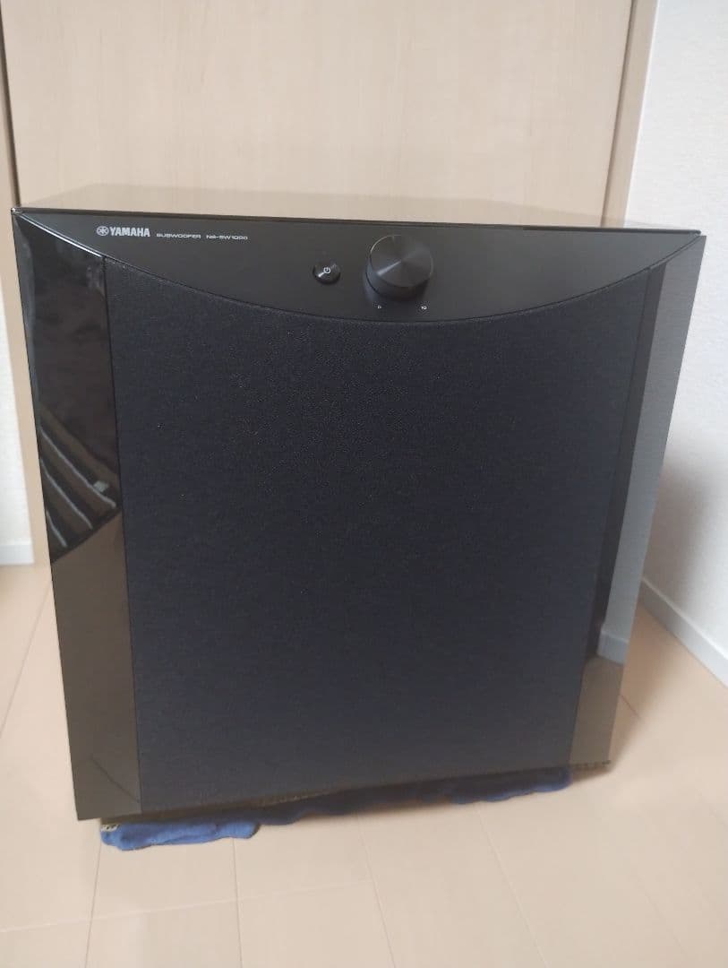 美品 YAMAHA NS-SW1000 弩級サブウーハー　ピアノブラック！