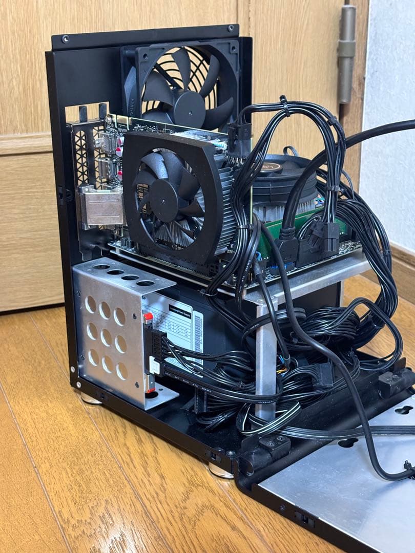 キューブ型PC Core i5-6500