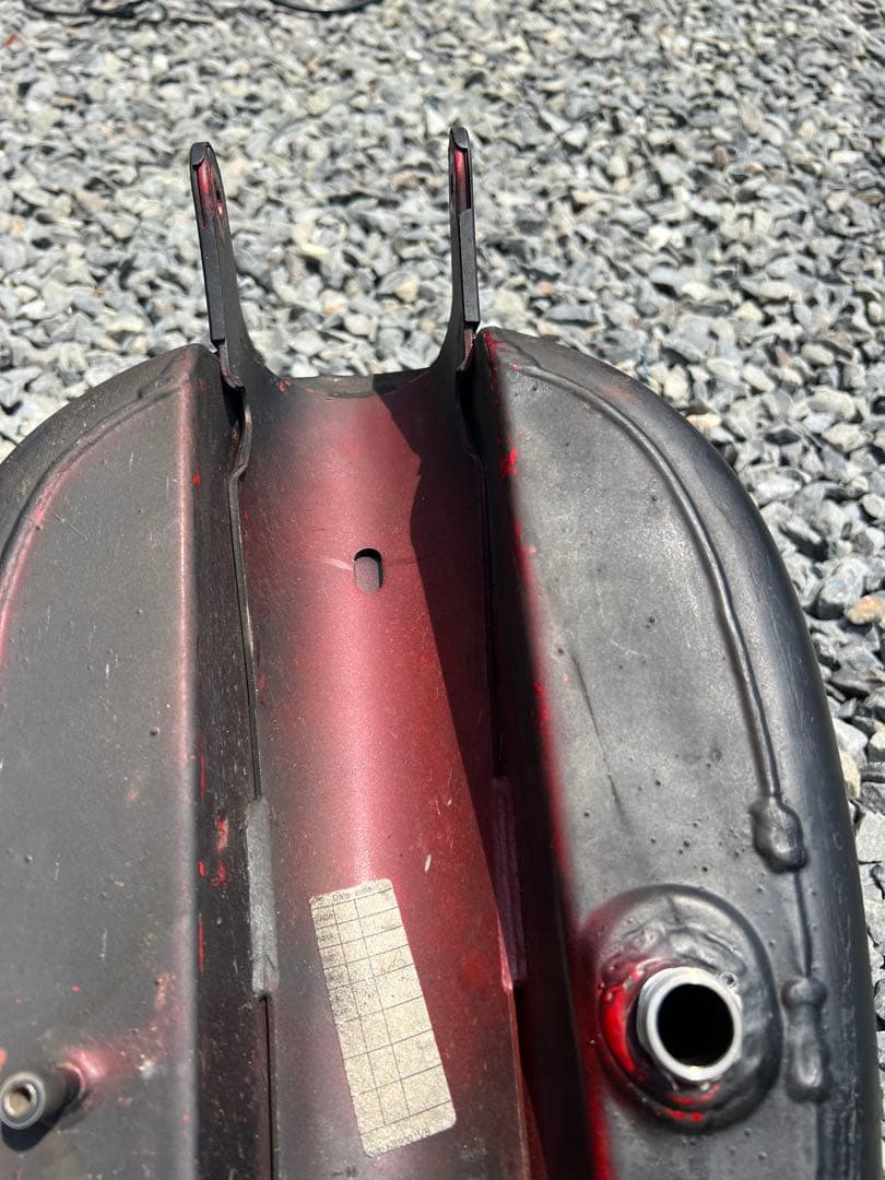 【送料無料❣️・即日発送最安値】スポーツスター純正タンクXL1200取り外し04y