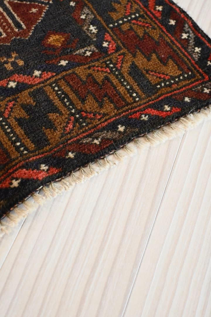 い*す様 アフガニスタン製　ヴィンテージラグ