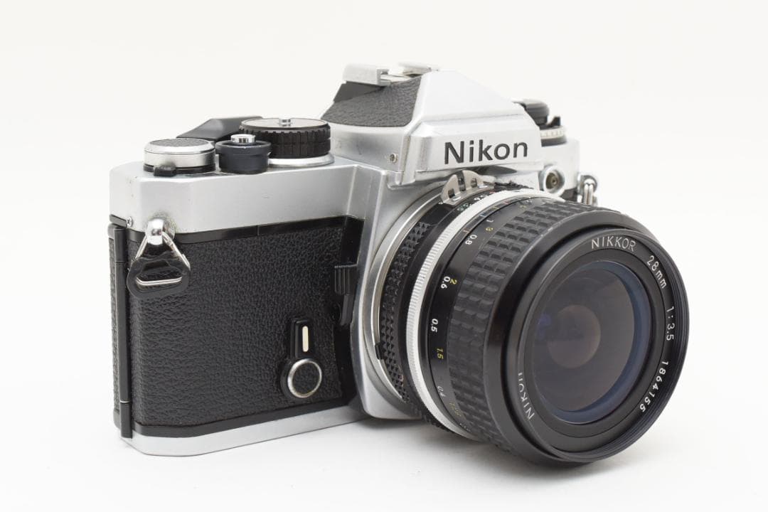フィルムカメラ Nikon FE + Ai Nikkor 28mm f3.5