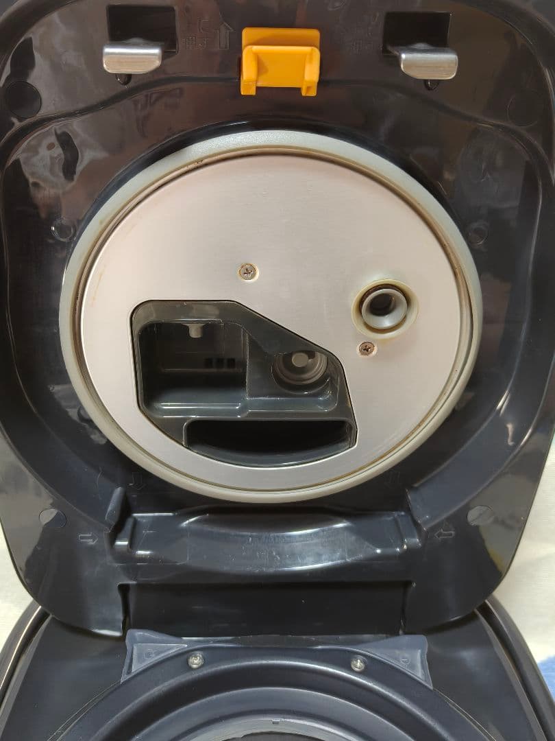 Zojirushi 圧力IH炊飯器 NW-CB10