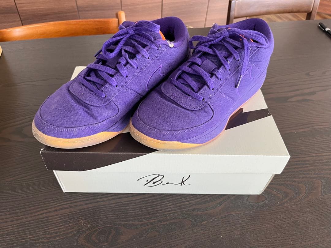 ナイキ　ブック1 book1