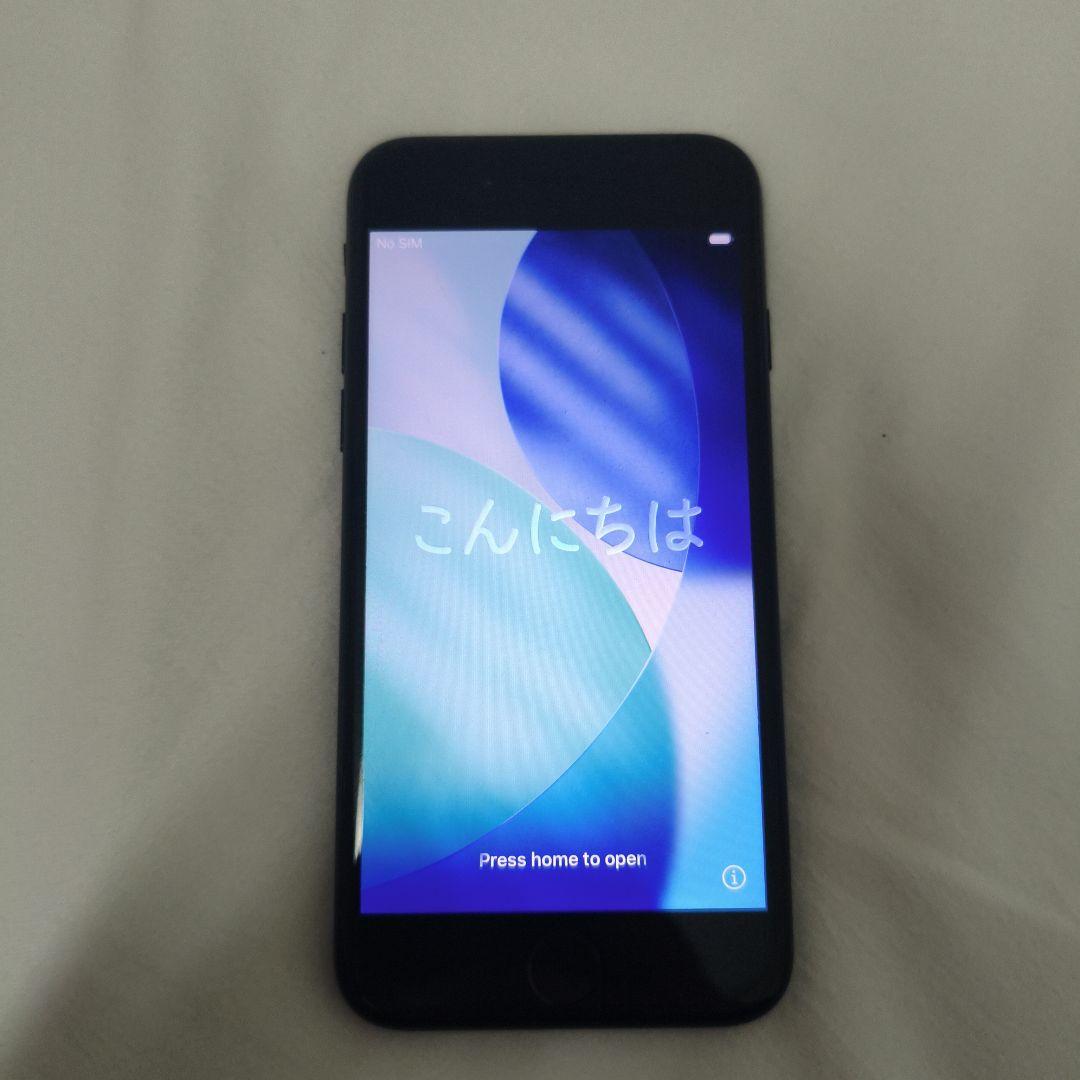 iPhone se3 64gb simフリー