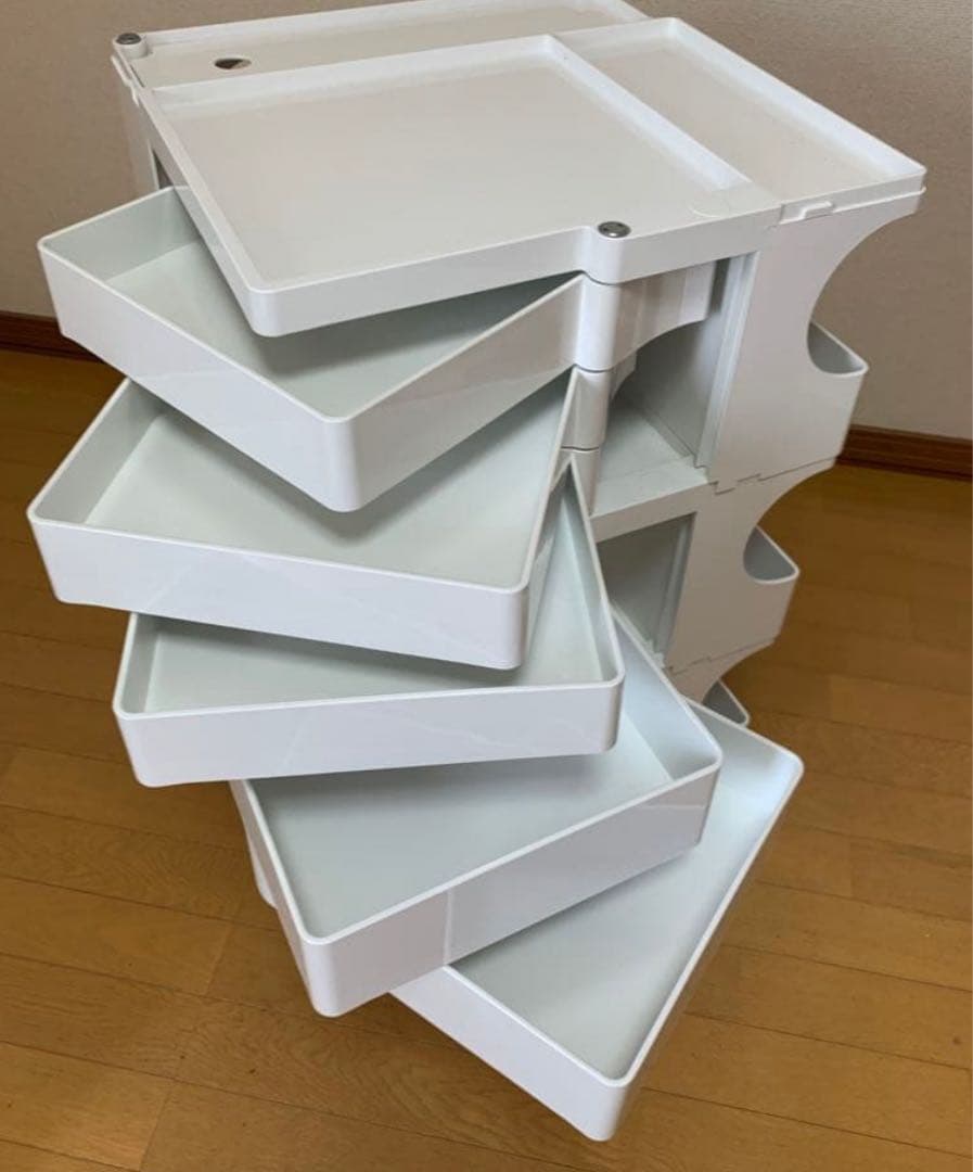 ボビーワゴン（3段5トレイ、ホワイト）