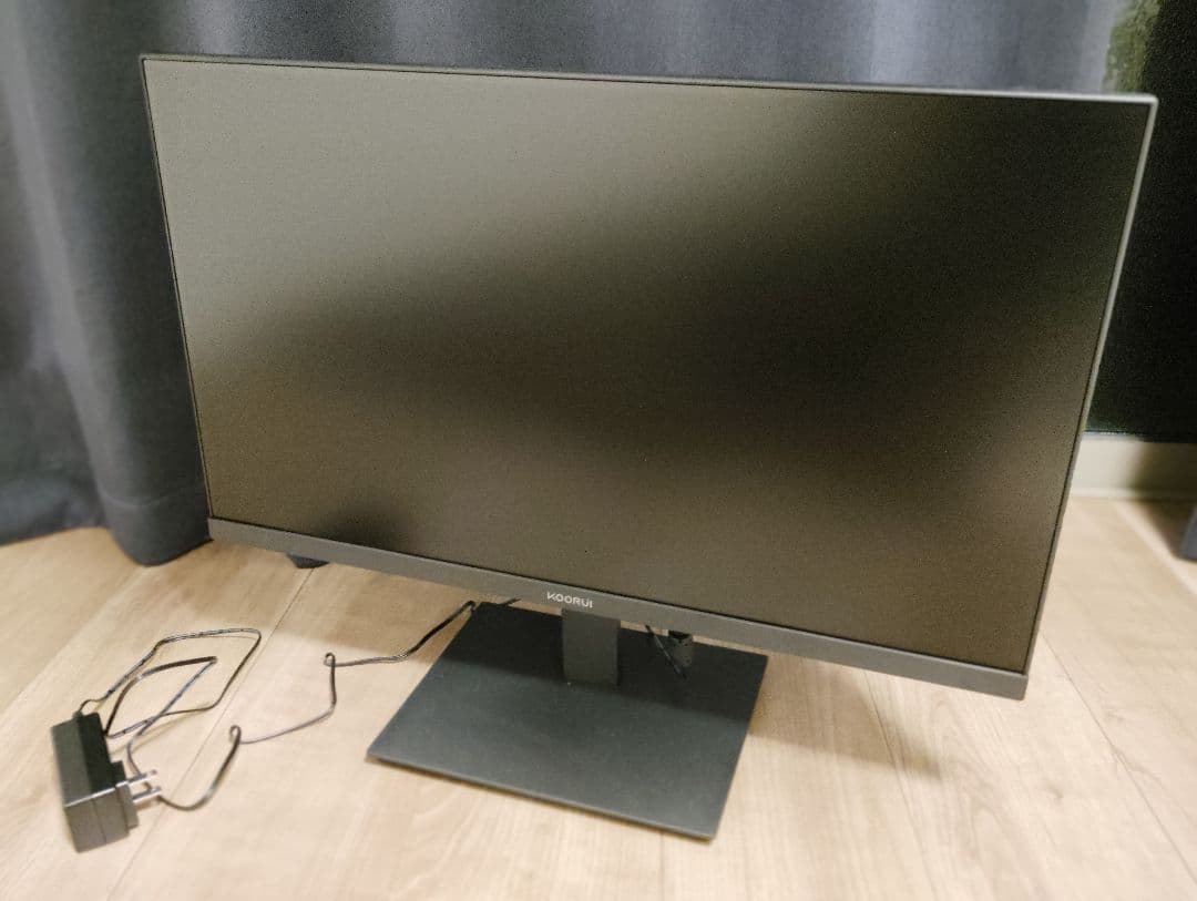 ほぼ新品　即購入 OK　KOORUI モニター24 インチ　PC モニター