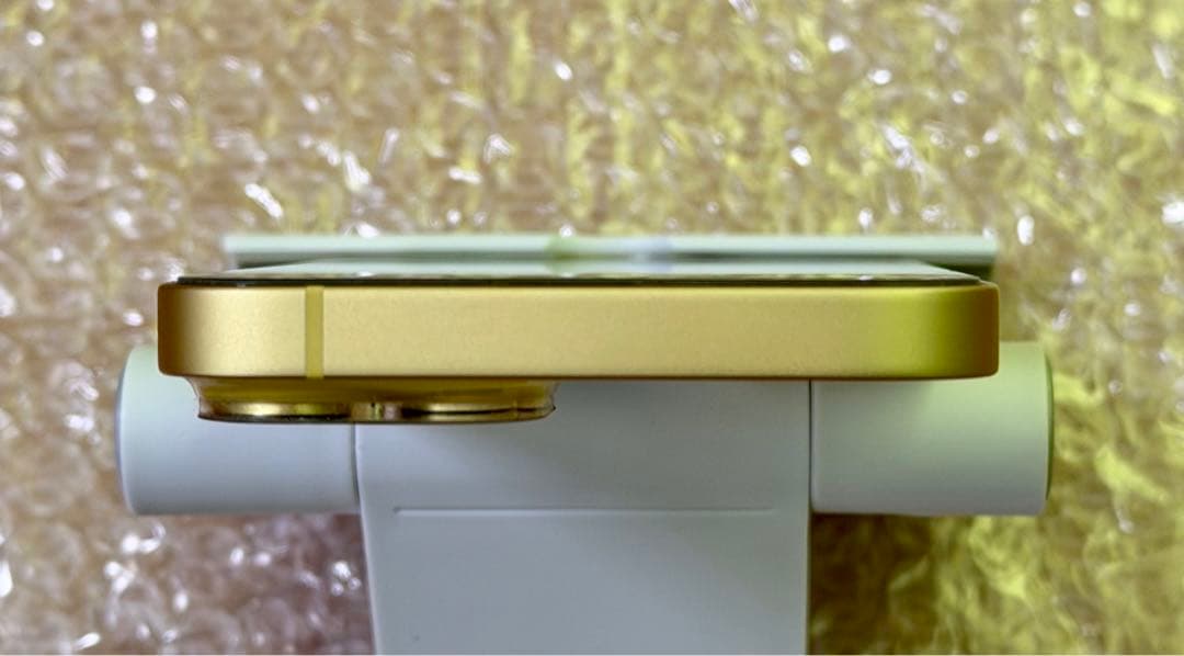 新品交換品 iPhone 14 128GB イエロー バッテリー最大容量100%