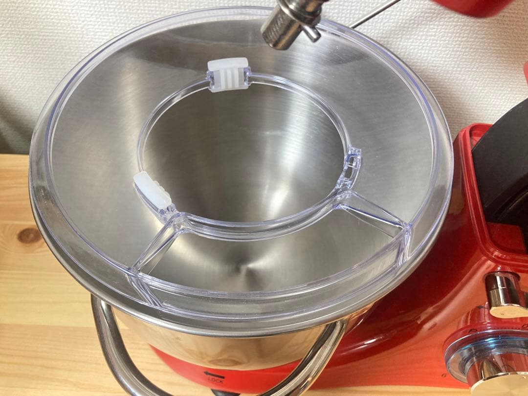 ☆美品！ Aucma スタンドミキサー 4.5L大容量 3種類アタッチメント付き