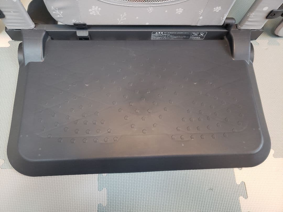 おくトビラ 木の実柄 サイズS ベビーフェンス ベビーゲート　日本育児【美品】