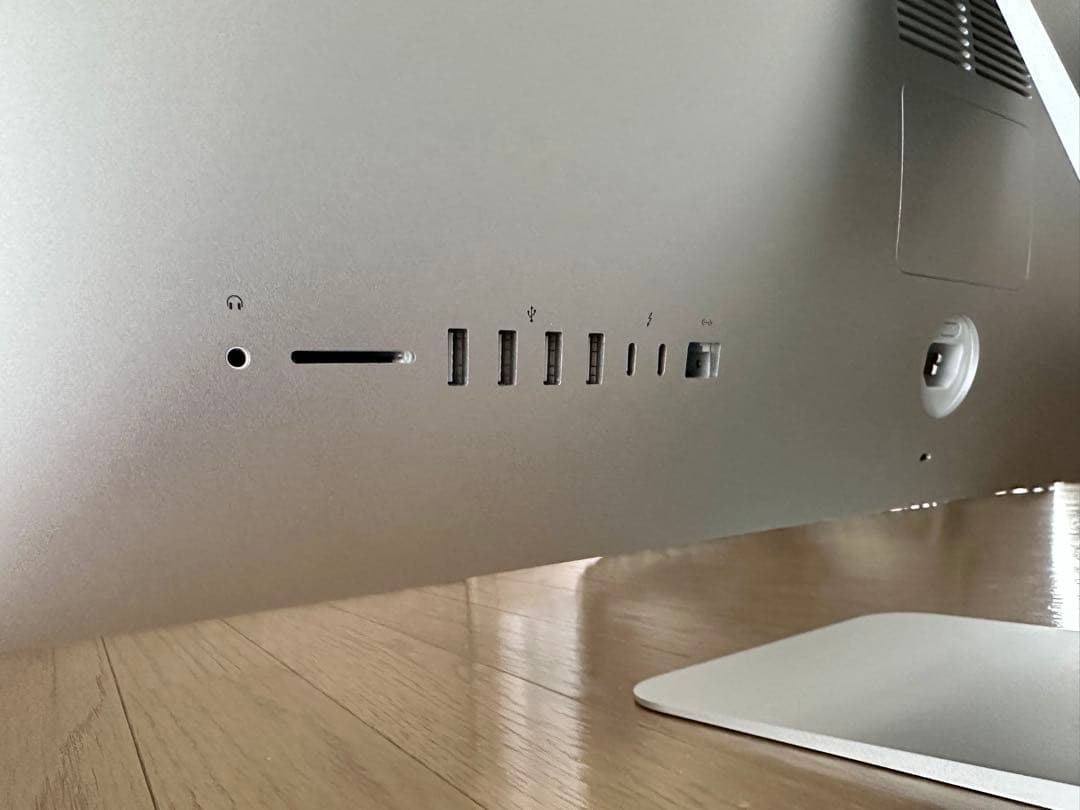 Macデスクトップ iMac 5K 27inch 2017 (RAM24GB / SSD512GB)