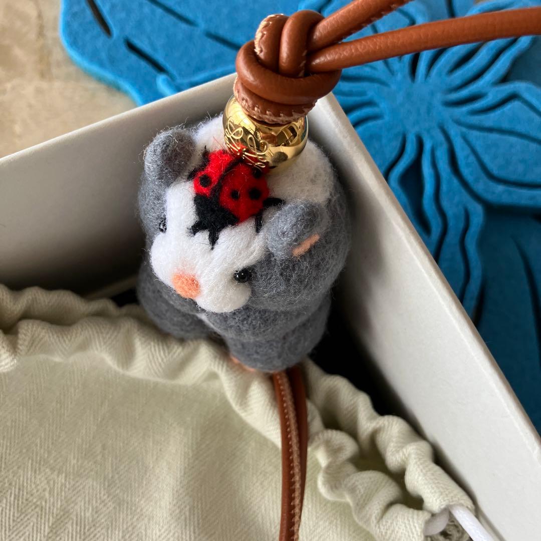 ロエベ　ハムスターチャーム