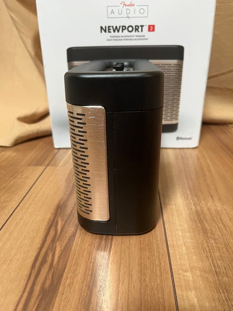 Fender フェンダー　NEWPORT2-BC Bluetoothスピーカー