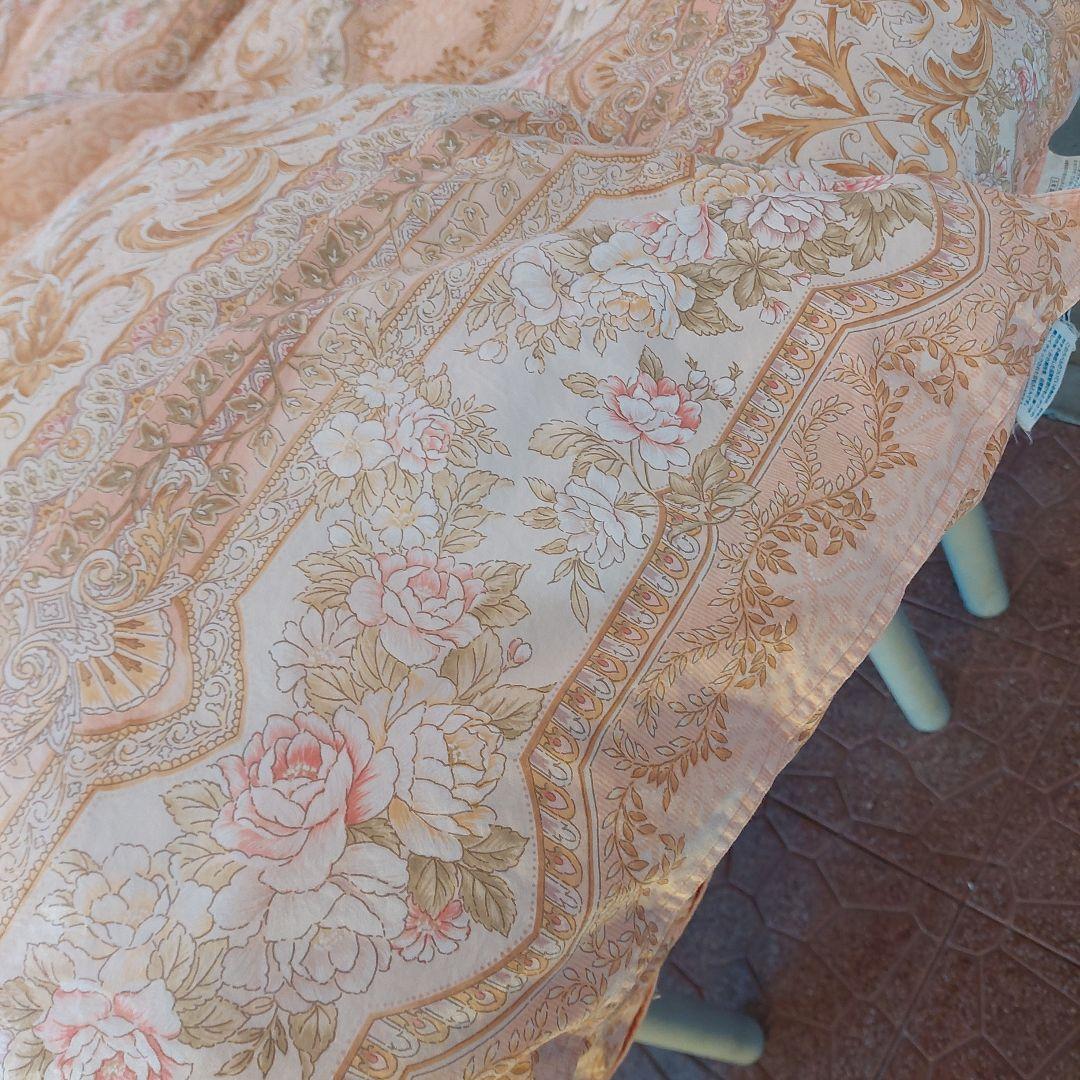 クラシック花柄 羽毛掛け布団 中古