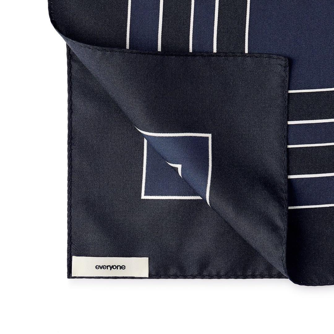 小物 everyone classic silk scarf