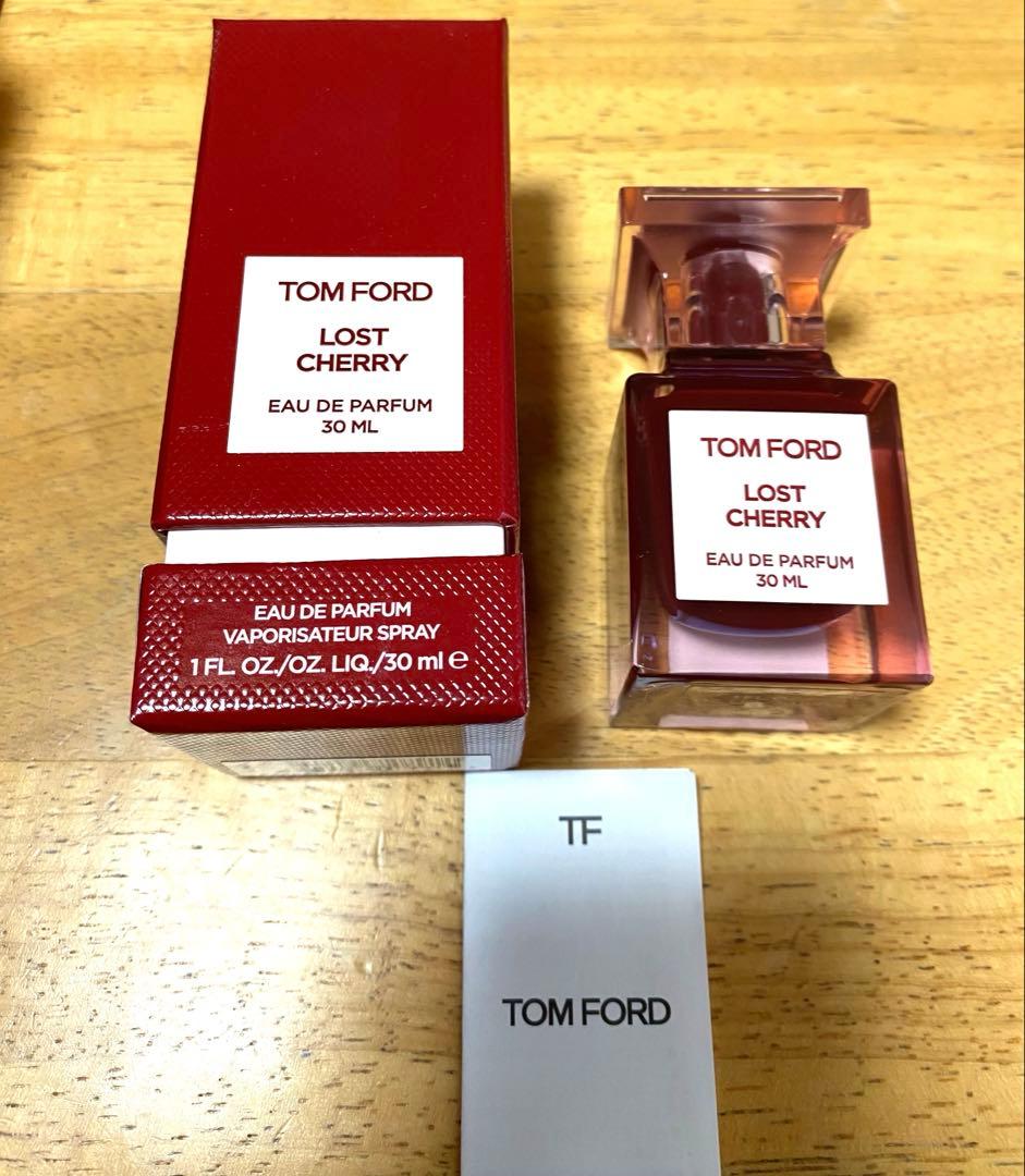 TOM FORD ハート型ギフトボックス