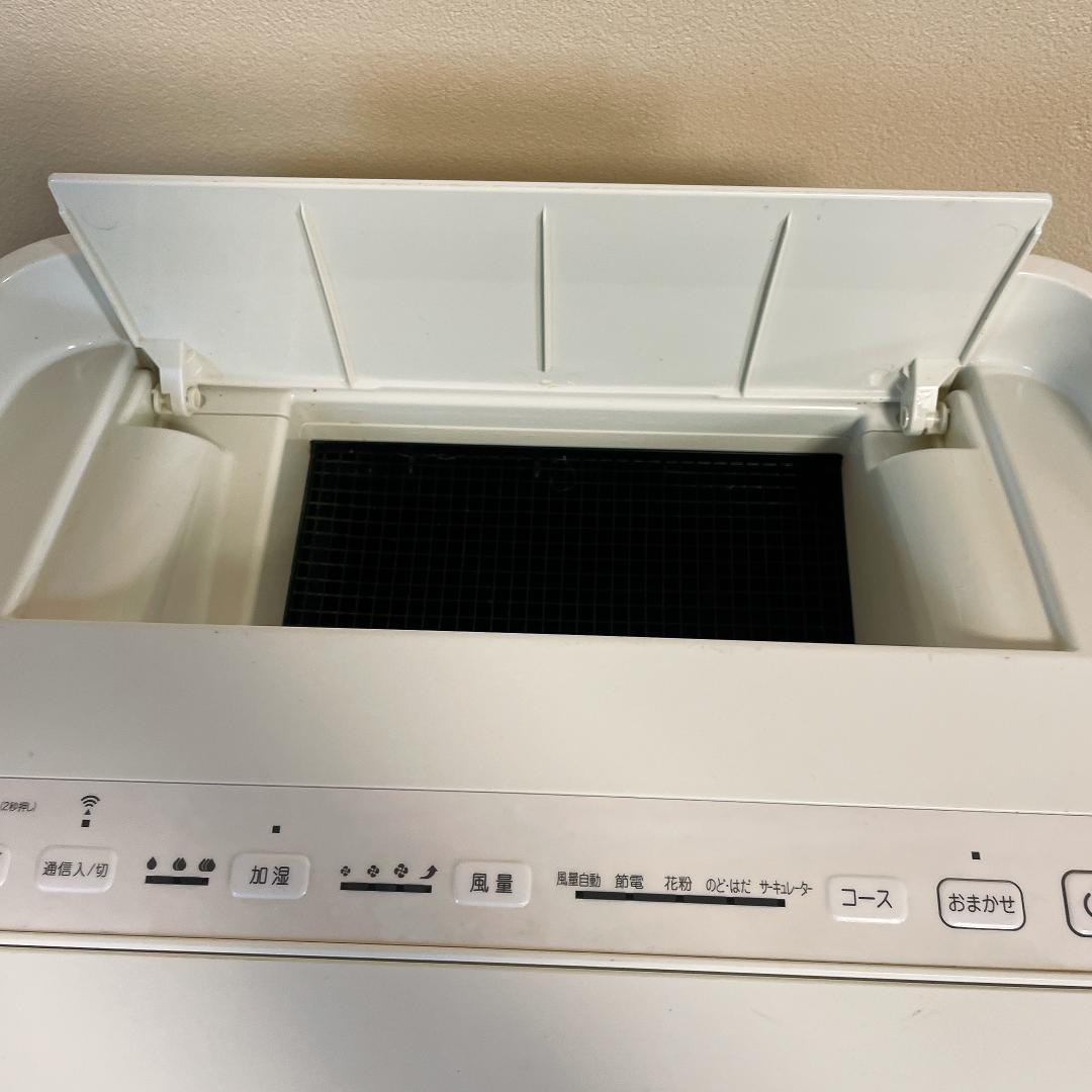 19年製　DAIKIN ダイキン 空気清浄機 MCK70WY-W