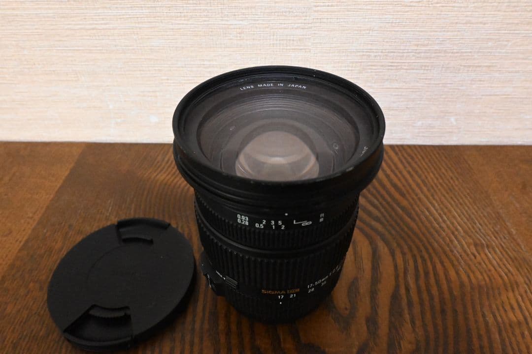 SIGMA 17-50mm F2.8 EX DC OS　キャノンEFマウント