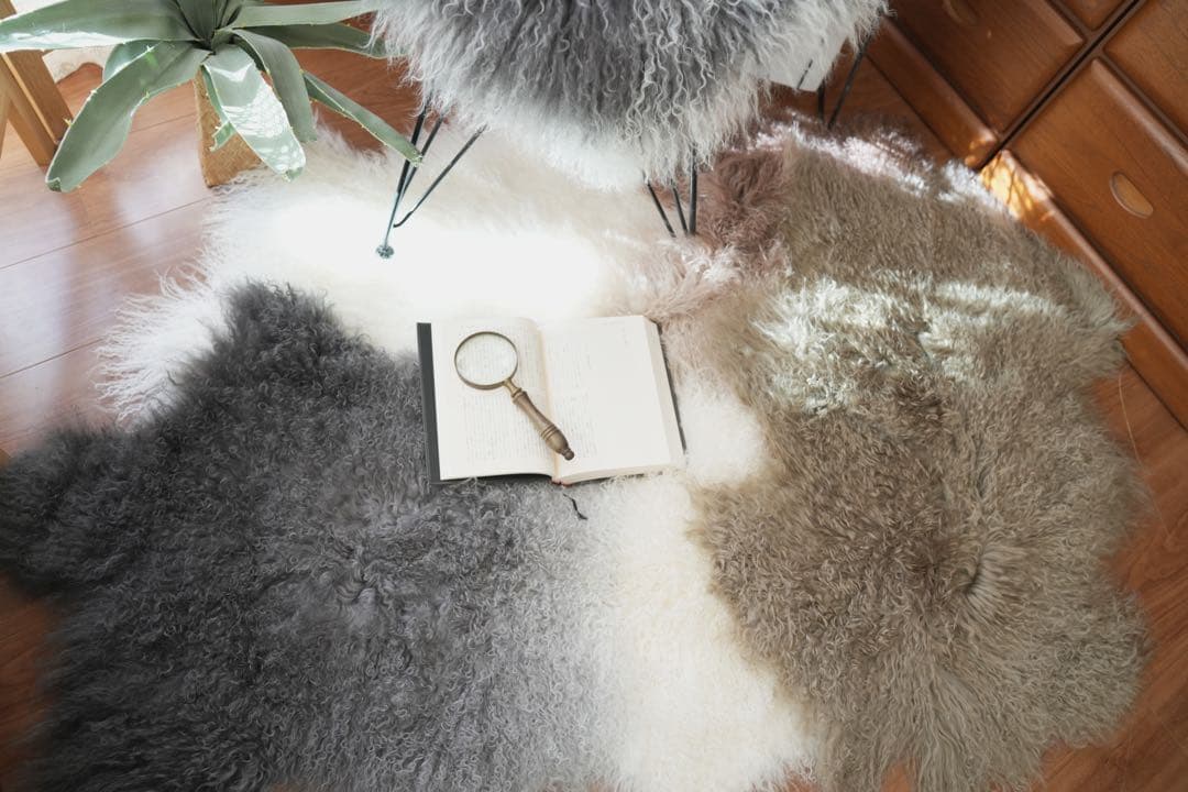 チベットラムフルスキン1匹物約60×95cmGY系　4枚分