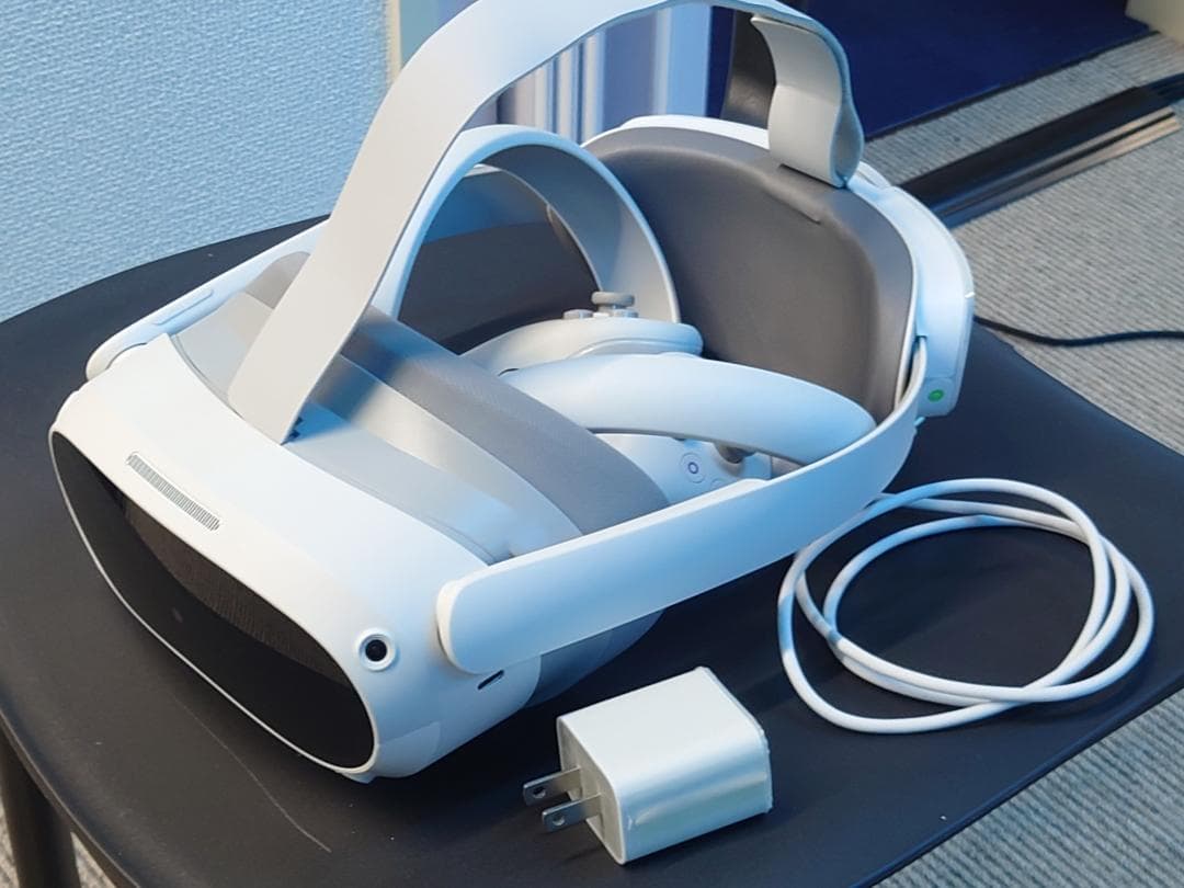 PICO 4 128GBモデル スタンドアロンVRヘッドセット 超美品