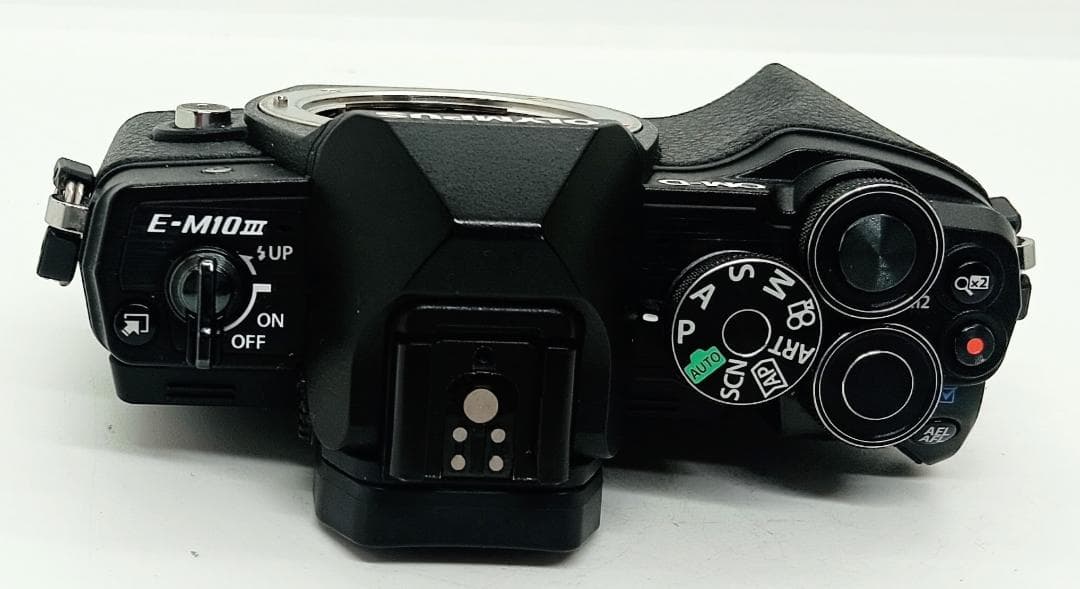 OLYMPUS OM-D E-M10 MarkIII ミラーレスカメ SD付き