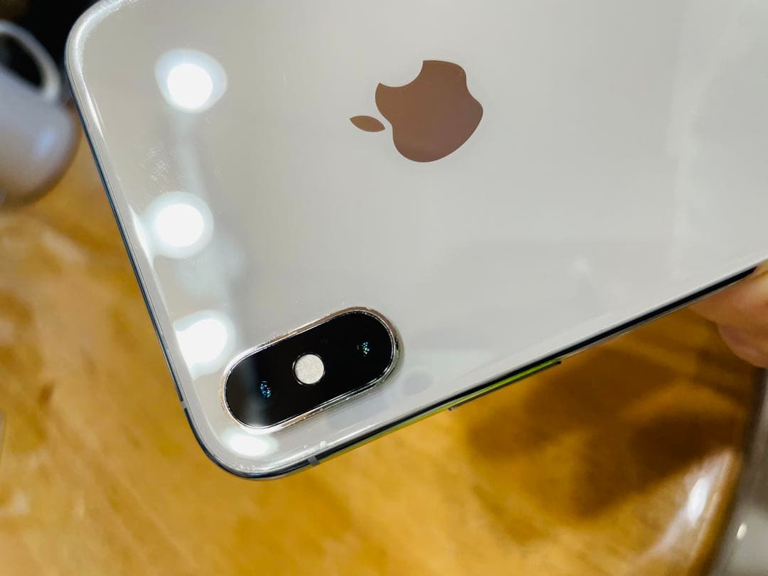 ⭐︎週末お値下げ中⭐︎iPhone XS MAX 256GB シルバー