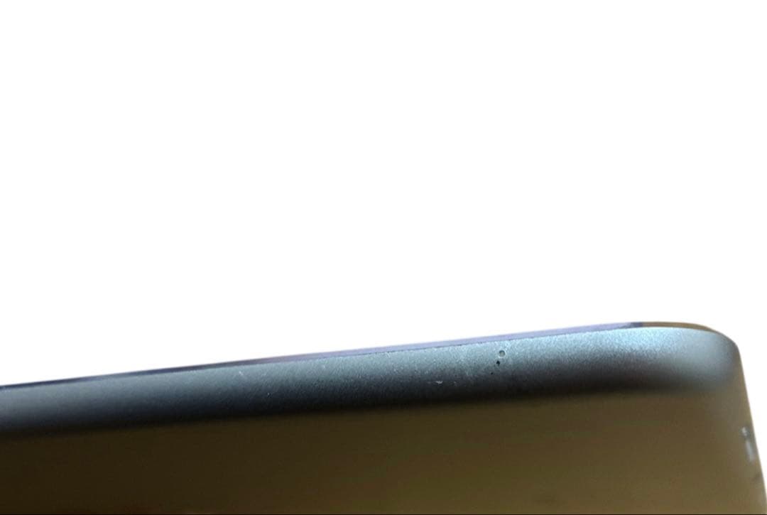 Apple iPad Pro 9.7 128GB Cellular シルバー